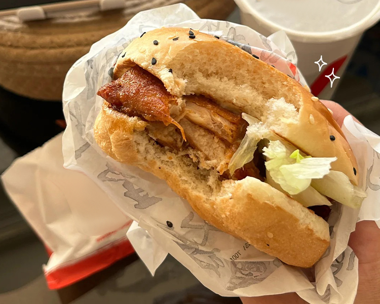 华莱士炸鸡店加盟费及加盟条件，开一家华莱士汉堡需要投资多少钱
